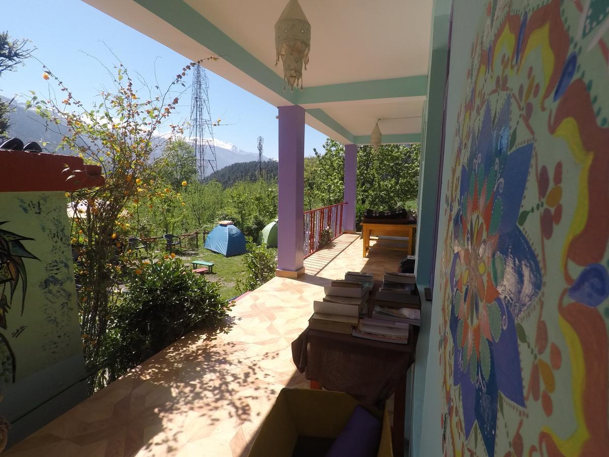 One Light Hostel Manāli Zewnętrze zdjęcie